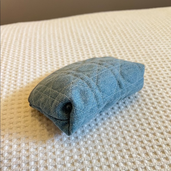 🛍SOLD🛍 Christian Dior Cosmetic Bag - Picture 6 of 9